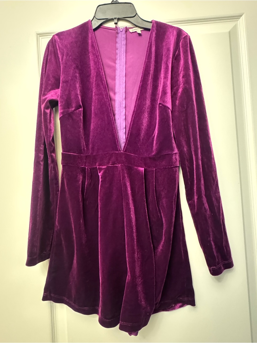 Charlotte Russe Velvet Plunge Long Sleeve Romper - Magenta